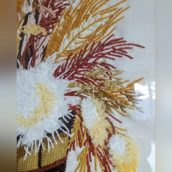 Vtg MCM Crewel‎ Needle Point Floral Bouquet Picture Large Wall Art 18" x 22" - Picture 11 of 14